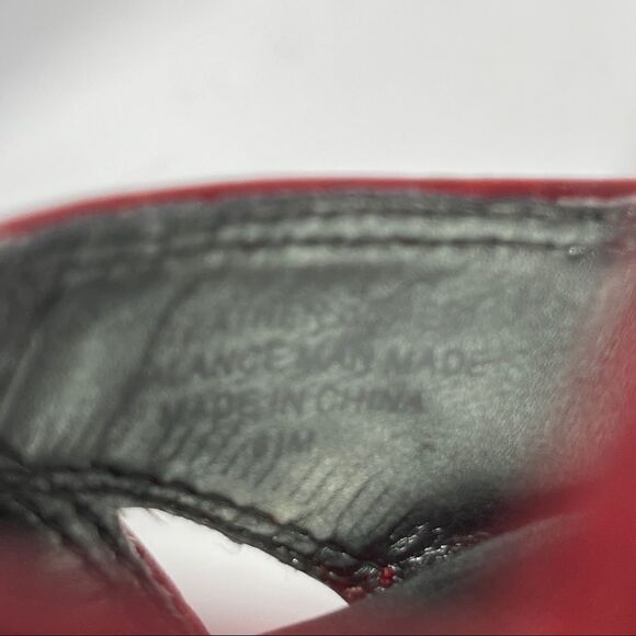 Guess Shoes GFBELVA Red Peep Toe Leather Pump Platform Women's 6.5M Stacked Heel - Picture 9 of 10